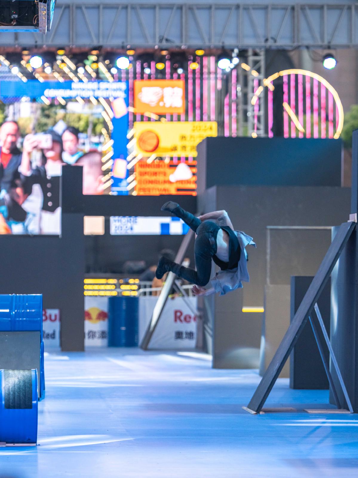 PSA-02 CARNIVAL PARKOUR WORKSHOP